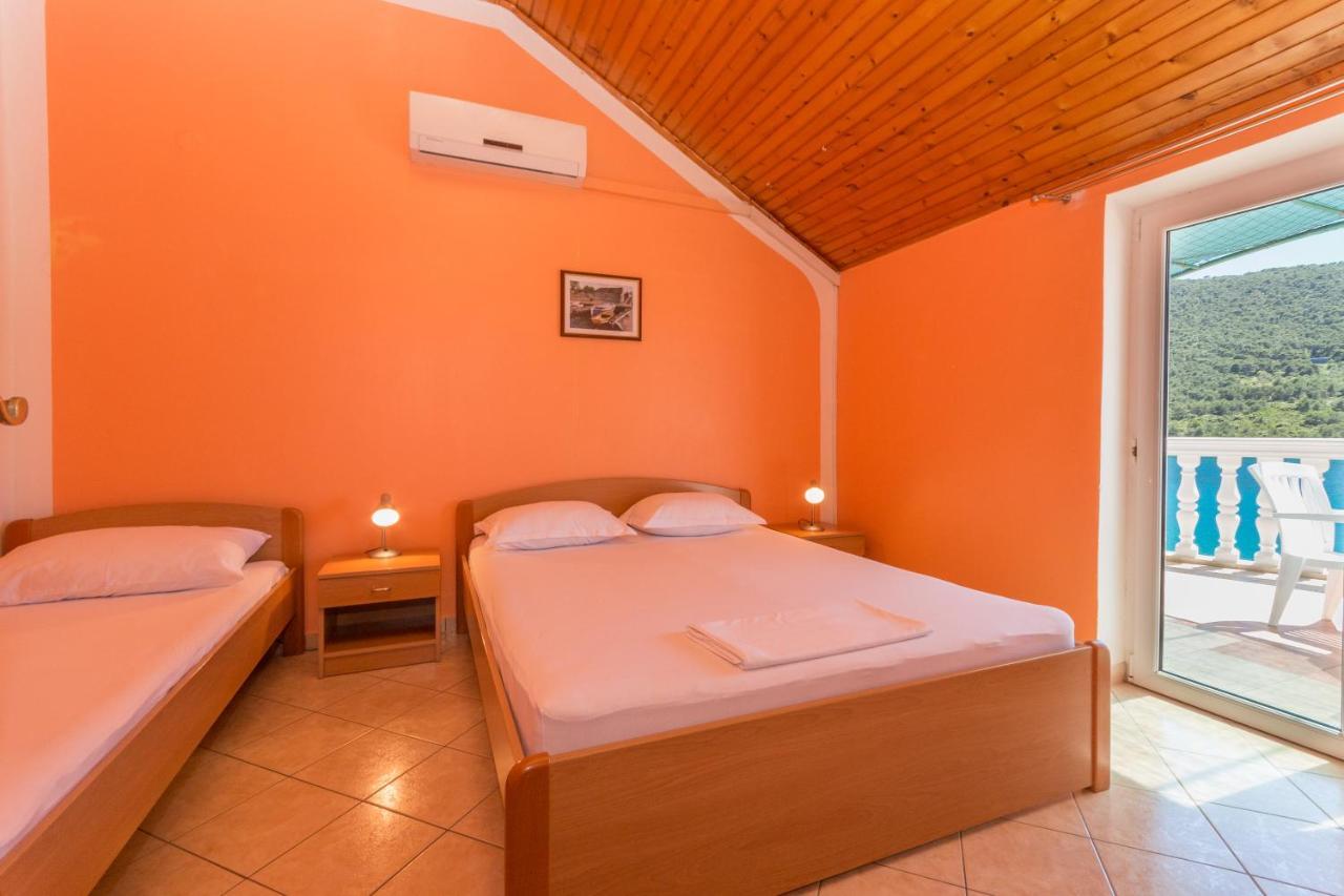 Apartmani Bonaca - 10M To The Sea Grebaštica Buitenkant foto